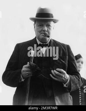 Winston Churchill am Flughafen Croydon, 1939 Stockfoto