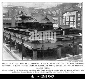 Das Taitokuin Mausoleum ist ein Modell des Schreins des Shogun in Tokio auf der japanisch-britischen Ausstellung in White City (Mai bis Oktober 1910), das König Edward VII von der japanischen Kommission als Erinnerung an seinen Besuch vorgestellt wurde. Es ist bemerkenswert für seine Lackarbeit. Datum: 1910 Stockfoto