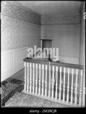 Salem, 168 Derby Street, Innenausstattung, Balustrade und vordere obere Halle, Richard Derby Haus, Häuser, Innenräume, Treppen, Balustraden, Derby, Richard, 1712-1783. Frank Cousins Glass Plate Negatives Collection Stockfoto