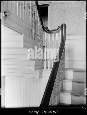 Salem, 168 Derby Street, Inneneinrichtung, Treppe, Richard Derby Haus, Häuser, Innenräume, Treppen, Balustrades, Derby, Richard, 1712-1783. Frank Cousins Glass Plate Negatives Collection Stockfoto