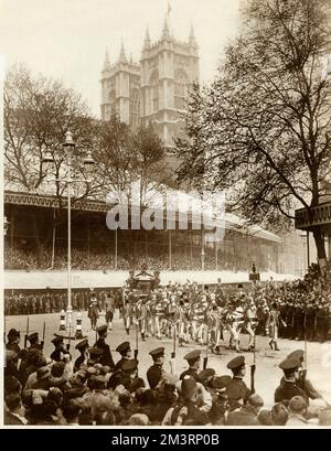 Postkutsche verlässt Westminster Abbey 1937 Stockfoto