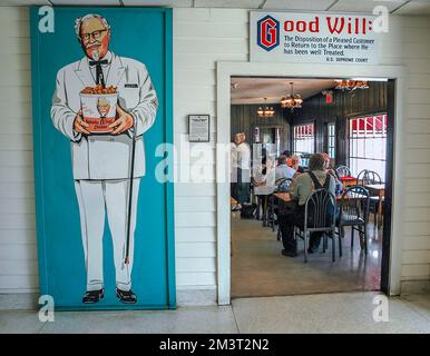 North Corbin, KY, USA – 7. Oktober 2006: Das Sanders Café and Museum in North Corbin, KY, ist der Geburtsort des Kentucky Fried Chicken. Stockfoto