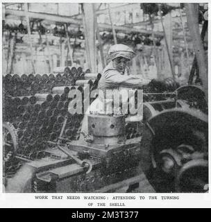 Vickers Munition Factory - Turning of the Shells 1915 Stockfoto