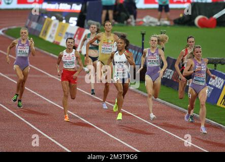 BELL Alexandra , HODGKINSON Keely von Großbritannien, HOFFMANN Lore von Suisse , SHANAHAN Louise von Irlande Rénelle Lamote von Frankreich , WIELGOSZ Anna von Polen , REEKIE Jemma von Großbritannien und HERING Christina von Deutschland Frauen 800m während der europäischen Leichtathletikmeisterschaft 2022 am 17. August 2022 in München, Deutschland. Foto: Laurent Lairys DPPI Stockfoto