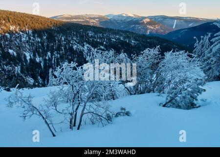 Blick von Labska bouda , 15. Januar 2022 (CTK Photo/Marek Spilka) Stockfoto