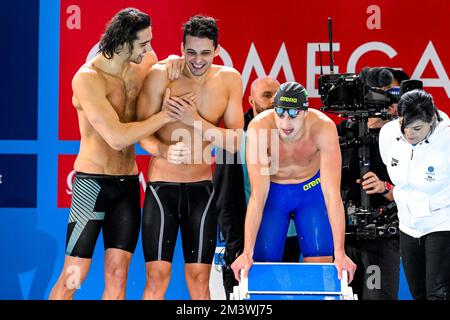 Matteo Ciampi, Thomas Ceccon, Alberto Razzetti und Paolo Conte Bonin aus Italien feiern nach dem Gewinn der Bronzemedaille in der 4x200 m großen Freestyle Relay Men Stockfoto