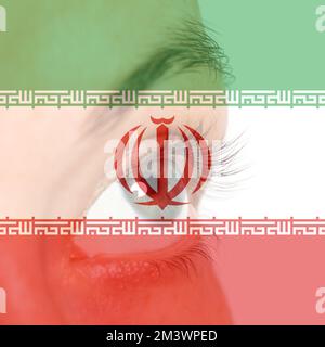 Doppelte Exposition der iranischen Flagge mit Frauenauge Stockfoto