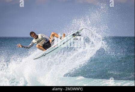 Haleiwa, HI, USA. 16.. Dezember 2022. DER BALARAM-STACK wurde am 16. Dezember 2022 bei den Vans 2022 Pipe Masters an der Banzai Pipeline in Haleiwa, HI, fotografiert. Kredit: Erik Kabik Photography/Media Punch/Alamy Live News Stockfoto