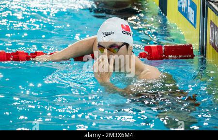 Melbourne, Australien. 17.. Dezember 2022. Yan Zibei aus China reagiert nach dem Halbfinale der Männer 50m beim FINA World Swimming Championships 16. (25m) 2022 in Melbourne, Australien, 17. Dezember 2022. Kredit: Hu Jingchen/Xinhua/Alamy Live News Stockfoto