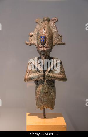 Statue des gottes Osiris aus Bronze. Spätperiode (715-332 v. Chr.). Ägyptisches Museum, Barcelona, Katalonien, Spanien Stockfoto