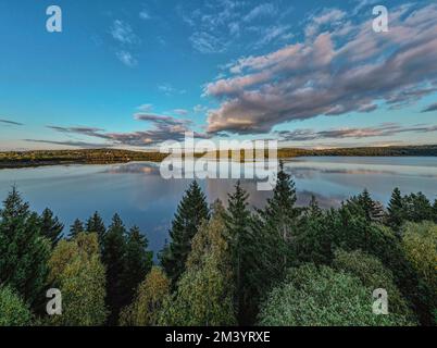 Luftaufnahme auf den Lygnersee in der Nähe von Satila, Schweden Stockfoto