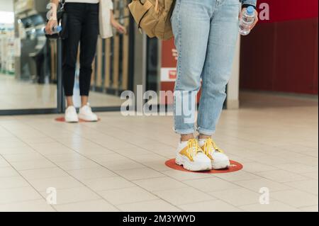 Vorderansicht des sozialen Distanzierungskonzepts Stockfoto