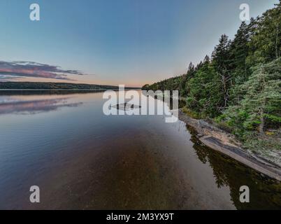 Luftaufnahme auf den Lygnersee in der Nähe von Satila, Schweden Stockfoto