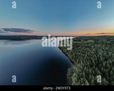 Luftaufnahme auf den Lygnersee in der Nähe von Satila, Schweden Stockfoto