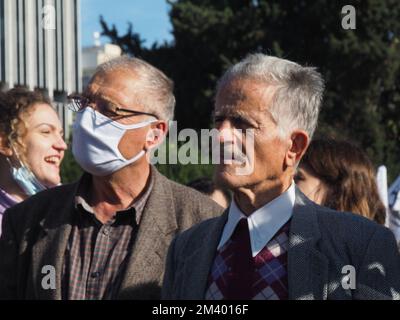 Athen, Attika, Griechenland. 17.. Dezember 2022. Protest in Athen gegen die Inflation und den neuen Staatshaushalt. (Kreditbild: © George Panagakis/Pacific Press via ZUMA Press Wire) Stockfoto