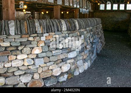 USA, Vermont, Brattleboro, Scott Farm, Landmark Trust, Steinpfeiler, Steinmauern, Unmörtel, Steinmauern, Steinmauern, Unterrichten, lernen Stockfoto