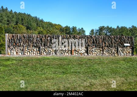 USA, Vermont, Brattleboro, Scott Farm, Landmark Trust, Steinpfeiler, Steinmauern, Unmörtel, Steinmauern, Steinmauern, Unterrichten, lernen Stockfoto