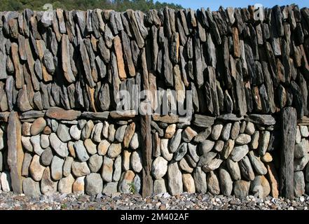 USA, Vermont, Brattleboro, Scott Farm, Landmark Trust, Steinpfeiler, Steinmauern, Unmörtel, Steinmauern, Steinmauern, Unterrichten, lernen Stockfoto