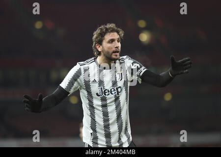 London, Großbritannien. 17.. Dezember 2022. Manuel Locatelli von Juventus während des Club Friendly Match zwischen Arsenal und Juventus am 17. Dezember 2022 im Emirates Stadium, London, England. Foto: Joshua Smith. Nur redaktionelle Verwendung, Lizenz für kommerzielle Verwendung erforderlich. Keine Verwendung bei Wetten, Spielen oder Veröffentlichungen von Clubs/Ligen/Spielern. Kredit: UK Sports Pics Ltd/Alamy Live News Stockfoto