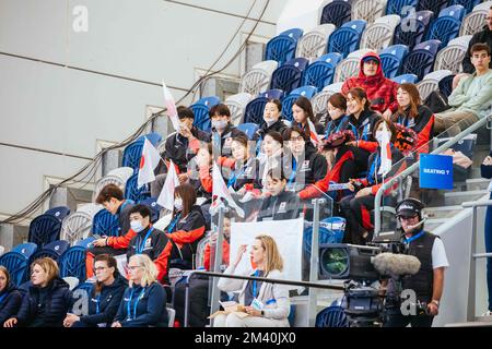 Melbourne, Victoria, Australien. 16.. Dezember 2022. MELBOURNE, AUSTRALIEN - 16. DEZEMBER: Japanische Fans und Athleten am 4. Tag der FINA World Short Course Swimming Championships 2022 im Melbourne Sports and Aquatic Centre am 16. Dezember 2022 in Melbourne, Australien (Kreditbild: © Chris Putnam/ZUMA Press Wire) Stockfoto