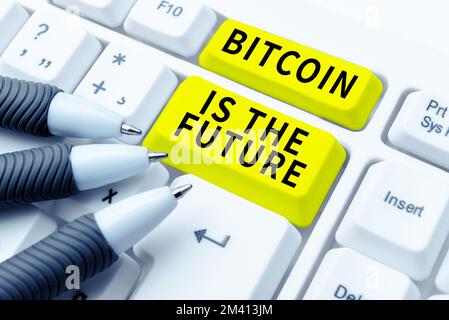Bitcoin-Schilder sind die Zukunft. Unternehmen präsentieren digitale Marktplätze, auf denen Händler Bitcoins kaufen und verkaufen können Stockfoto