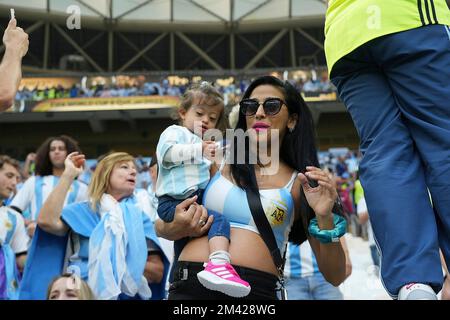 12/18/2022, Lusail Icon Stadium, Doha, QAT, FIFA Weltmeisterschaft 2022, Finale, Argentinien gegen Frankreich, in dem Bild Argentinische Fans auf den Tribünen. Stockfoto