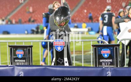 17. Dezember 2022, Frisco, Texas, USA: „Frisco Bowl Trophy 2022“ (Kreditbild: © Gregory Dodds/ZUMA Press Wire) Stockfoto