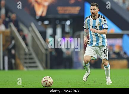 Lionel Messi da Argentina, durante a partida entre Argentina e Fran&#XE7;A, Pela Final da Copa do Mundo FIFA Qatar 2022, no Estádio Lusail, neste domingo 18. Stockfoto