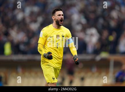 Der französische Torwart Hugo Lloris feiert während des Finales der FIFA-Weltmeisterschaft im Lusail Stadium in Katar. Foto: Sonntag, 18. Dezember 2022. Stockfoto