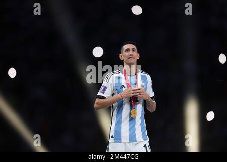 Lusaier, Katar. 18.. Dezember 2022. Angel di Maria aus Argentinien reagiert auf die Verleihung der FIFA-Weltmeisterschaft 2022 im Lusail Stadium in Lusail, Katar, 18. Dezember 2022. Kredit: Li Ming/Xinhua/Alamy Live News Stockfoto