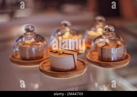 Köstliche glutenfreie Kuchen. Das Konzept der richtigen Ernährung und diätetischen Desserts. Stockfoto