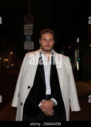 Rúrik Gíslason / Rurik Gislason bei der Ankunft am Restaurant Borchardt. Berlin, 18.12.2022 Stockfoto