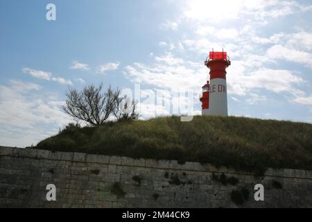 Die beiden Leuchttürme auf der Ile d'Aix, Charente-Maritime, Frankreich, Europa. Stockfoto