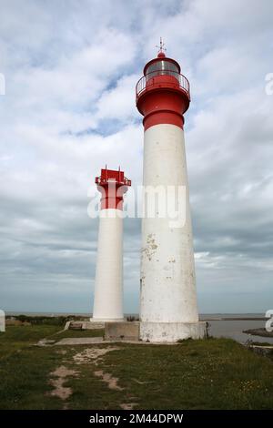 Die beiden Leuchttürme auf der Ile d'Aix, Charente-Maritime, Frankreich, Europa. Stockfoto