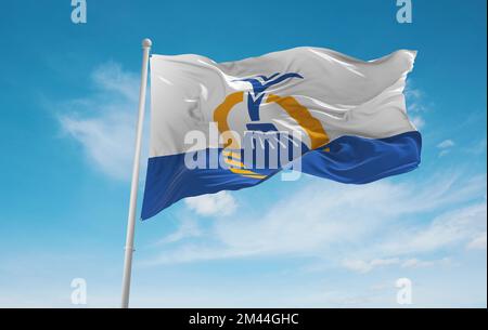 Offizielle Flagge von Orlando, Florida Unbanden Staaten von Amerika bei bewölktem Himmel Hintergrund bei Sonnenuntergang, Panoramablick. USA Reise und patriotische Konzept. Kopie sp Stockfoto