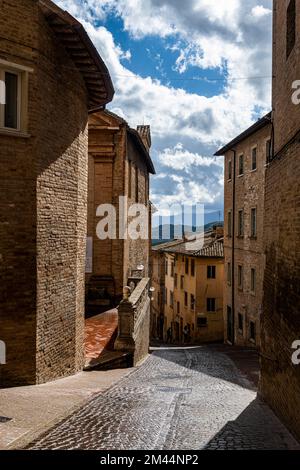 Historisches Zentrum, UNESCO-Weltkulturerbe Urbino, Italien Stockfoto