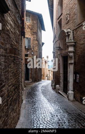 Historisches Zentrum, UNESCO-Weltkulturerbe Urbino, Italien Stockfoto