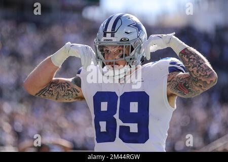 18. Dezember 2022: Dallas Cowboys Tight End PEYTON HENDERSHOT (89) feiert nach einem Touchdown während des NFL-Spiels Jacksonville Jaguars gegen Dallas Cowboys im TIAA Bank Field Stadium in Jacksonville, FL am 18. Dezember 2022. (Kreditbild: © Cory Knowlton/ZUMA Press Wire) Stockfoto