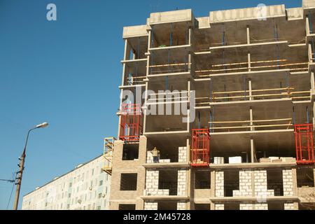 Bau des Gebäudes. Bauarbeiten. Stockfoto