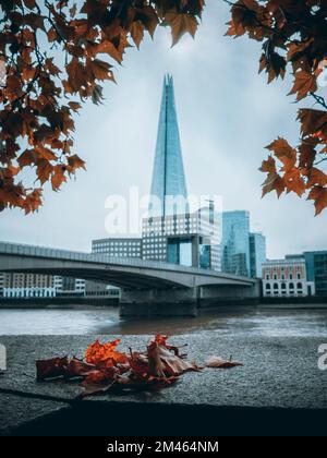 Der Shard Tower in London aus der Vogelperspektive Stockfoto