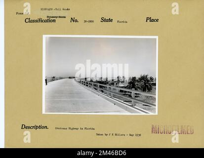 Straße in Florida. Originalüberschrift: Overseas Highway in Florida. Aufgenommen von J. K. Hillers - Mai 1938. Bundesstaat: Florida. Stockfoto