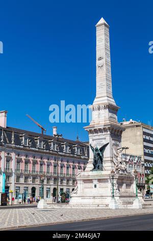 Lissabon, Portugal - 12. August 2017: Denkmal für die Restauratoren am Restauradores-Platz von Lissabon an einem sonnigen Tag Stockfoto