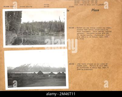 Holzbrücke über den Big Creek; Armeezelte am Ufer des Kluane Lake. Originalunterschrift: 44-445 - Holzbrücke über Big Creek, Station 6415 während der Bauarbeiten von 340. Ingenieuren. Unter der Brücke, stromaufwärts. Permanenter Brückenplatz 100 Fuß Näher an der Kamera. Whitehorse - East - Meile 132,1 E. von Teslin, September 1942 von Friel. Originalunterschrift: 44-446 - Armeezelte am Ufer des Kluane-Sees. Abschnitt B1 Meile 148W von Whitehorse auf Strip-Karte, 6. September 1942 von Pinkstaff. Staat: Alaska. Stockfoto