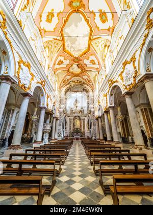 Zentrale Schifffahrtskirche - Kirche der Jesuitenkollektion (Chiesa del collegio dei Gesuiti) - Trapani, Sizilien, italien Stockfoto