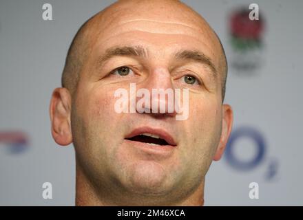 Der neu ernannte englische Cheftrainer Steve Borthwick während einer Pressekonferenz im Twickenham Stadium, London. Borthwick wird aus Leicester rekrutiert, wo er seit 2020 als Rugby-Direktor tätig ist und den Club zum Sieg der Gallagher Premiership der letzten Saison geführt hat. Foto: Montag, 19. Dezember 2022. Stockfoto