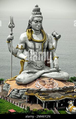 Statue des Tempels Murudeshwara Shiva, Murdeshwar, Stadtteil Uttara Kannada, Karnataka, Indien Stockfoto