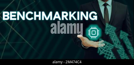 Text-Benchmarking wird geschrieben. Geschäftsansatz Bewerten Sie etwas im Vergleich zu einer Standardstrategie Stockfoto