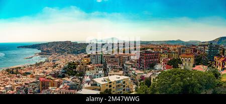 Viertel Chiaia und Posillipo am Meer in Neapel, Italien. Stockfoto