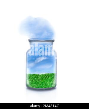 Landschaft mit Gras in einer Chemikalienflasche auf weißem Hintergrund. Freundlicher Himmel, der draußen fließt. Komisches ökologisches und nachhaltiges Konzept. Stockfoto