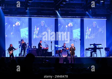 Padua, Italien. 15.. Dezember 2022. Simply Red während der Simply Red - Blue Eye Soul Tour 2022, Musikkonzert in Padua, Italien, Dezember 15 2022 Kredit: Independent Photo Agency/Alamy Live News Stockfoto